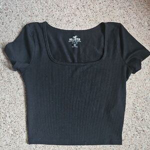 Hollister - Ribbed Baby Tee